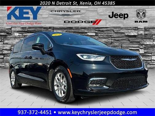 2024 Chrysler Pacifica Touring-L