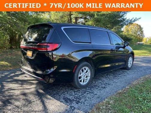 2024 Chrysler Pacifica Touring-L