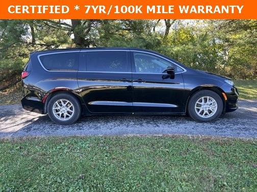 2024 Chrysler Pacifica Touring-L