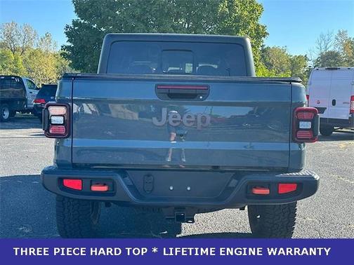 2025 Jeep Gladiator Mojave