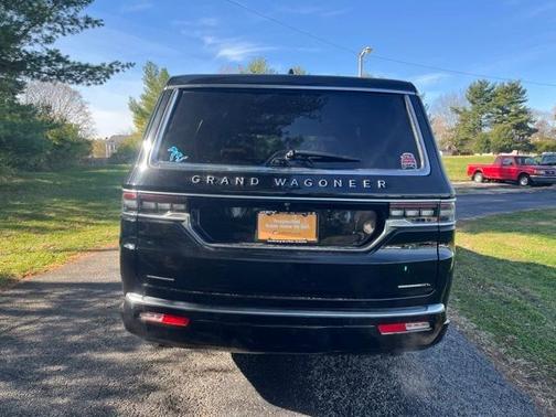 2023 Jeep Grand Wagoneer L Series III