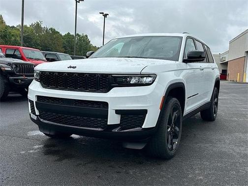 2025 Jeep Grand Cherokee L Laredo