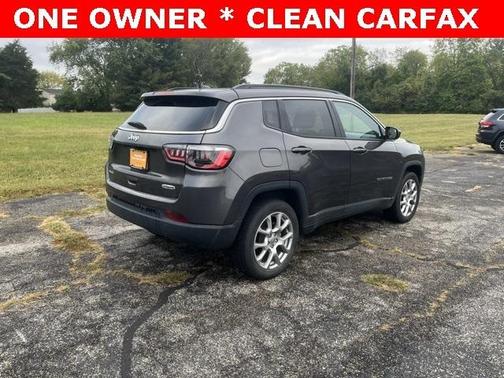 2022 Jeep Compass Latitude Lux