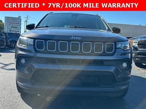 2022 Jeep Compass Latitude Lux