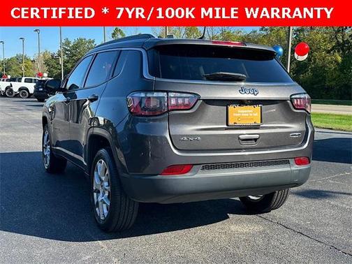 2022 Jeep Compass Latitude Lux