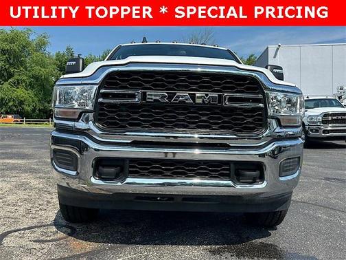 2024 RAM 2500 Tradesman Crew Cab 4x4 8 Box