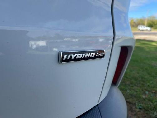 2020 Ford Escape Titanium Hybrid
