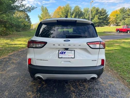 2020 Ford Escape Titanium Hybrid