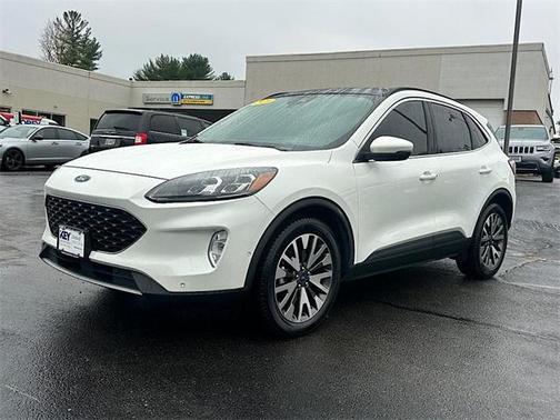 2020 Ford Escape Titanium Hybrid