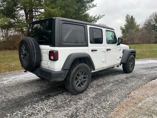 2024 Jeep Wrangler Sport