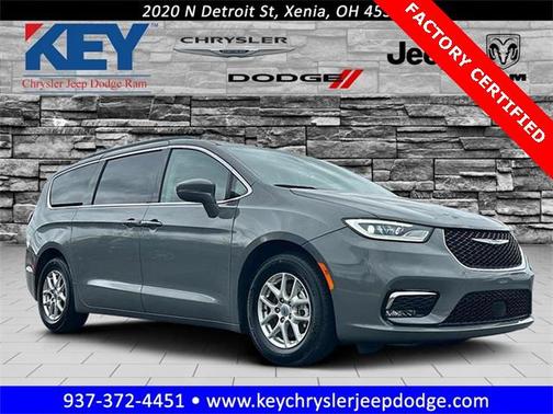 2022 Chrysler Pacifica Touring L