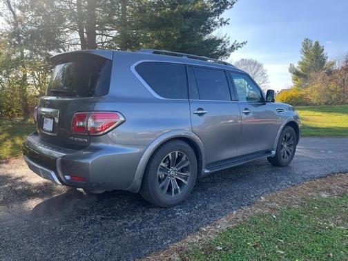 2017 Nissan Armada Platinum