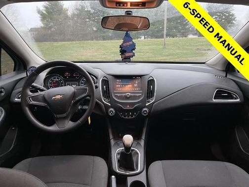 2017 Chevrolet Cruze LS