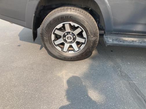2024 Toyota 4Runner TRD Off Road