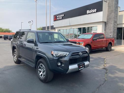 2024 Toyota 4Runner TRD Off Road