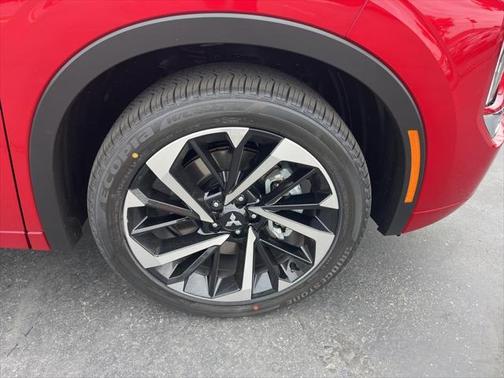 2025 Mitsubishi Outlander PHEV SEL