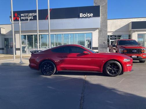 2019 Ford Mustang EcoBoost