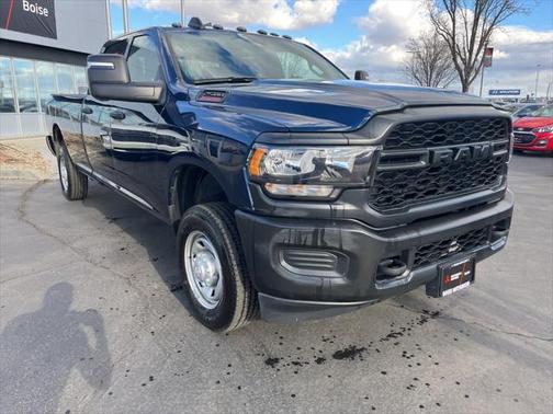 2024 RAM 2500 Tradesman Crew Cab 4x4 8' Box