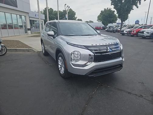 2025 Mitsubishi Outlander ES 2.5 S-AWC