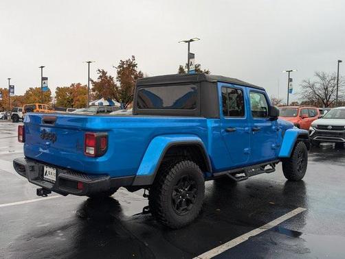2023 Jeep Gladiator Sport
