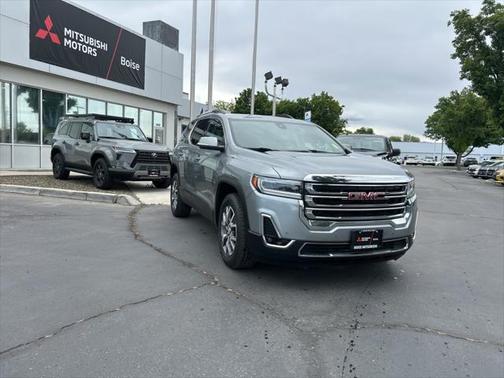 2023 GMC Acadia AWD SLT