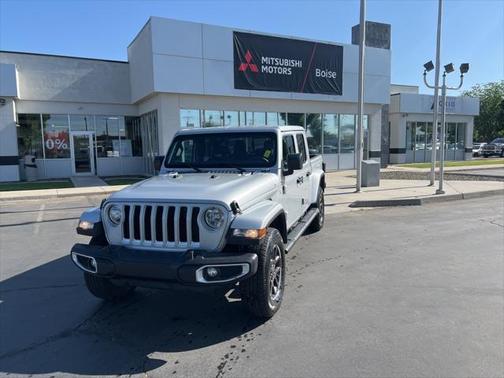 2023 Jeep Gladiator Overland