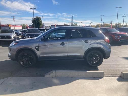 2025 Mitsubishi Outlander Sport 2.0 LE