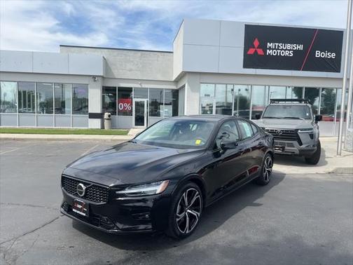 2025 Volvo S60 B5 Core