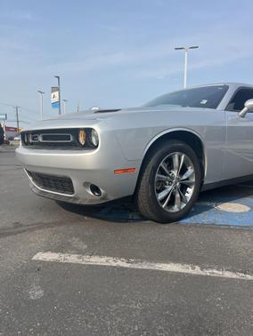 2021 Dodge Challenger SXT
