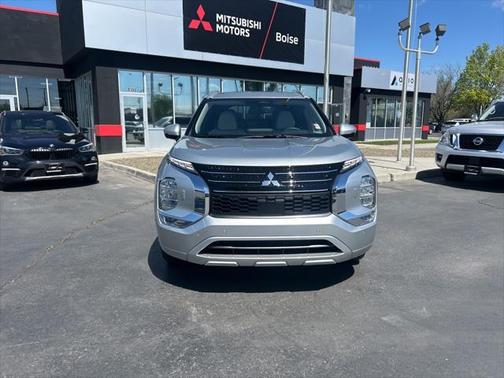 2025 Mitsubishi Outlander PHEV SEL