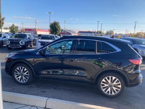 2021 Ford Escape Titanium