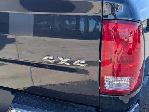 2018 RAM 1500 SLT