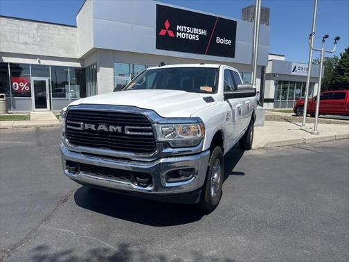 2020 RAM 2500 Big Horn Crew Cab 4X4 6'4' Box