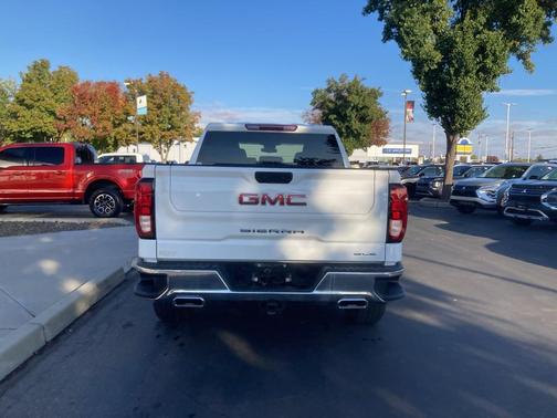2024 GMC Sierra 1500 SLE