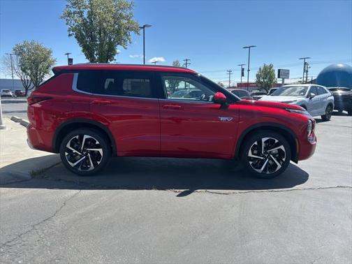 2025 Mitsubishi Outlander PHEV SEL