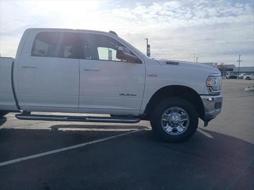 2022 RAM 2500 Big Horn Crew Cab 4x4 8' Box