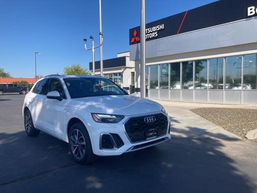 2023 Audi Q5 45 S line Premium Plus