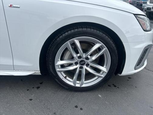 2023 Audi A4 45 S line Premium Plus