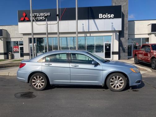 2012 Chrysler 200 Touring