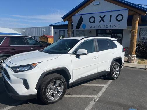 2022 Toyota RAV4 Hybrid LE