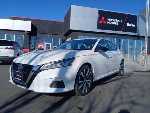 2022 Nissan Altima SR FWD