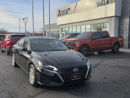 2025 Nissan Altima S FWD