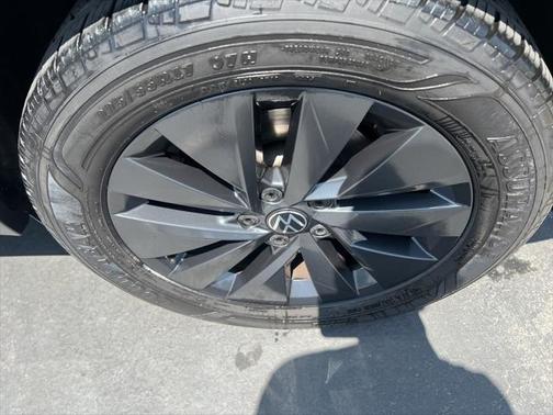 2022 Volkswagen Taos 1.5T S