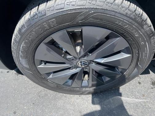 2022 Volkswagen Taos 1.5T S