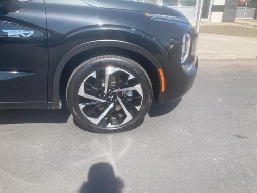 2023 Mitsubishi Outlander PHEV SEL