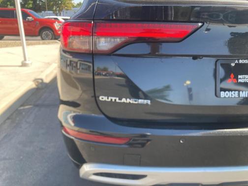 2023 Mitsubishi Outlander PHEV SEL