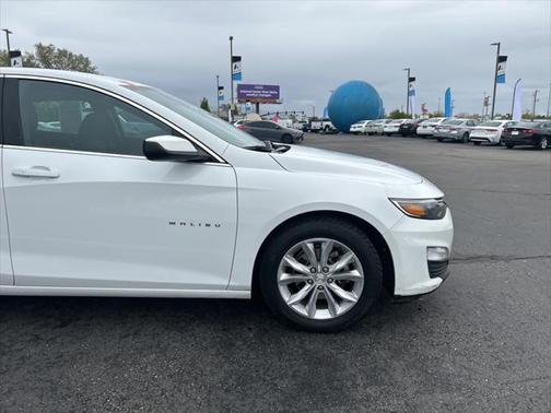 2021 Chevrolet Malibu FWD LT