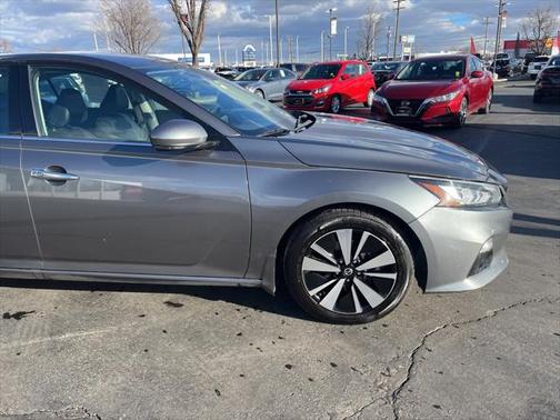 2021 Nissan Altima 2.5 SL