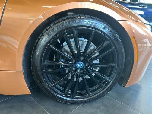 2019 BMW i8 Base