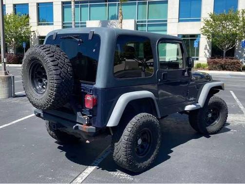 Photo 4 of 9 of 2003 Jeep Wrangler Sport